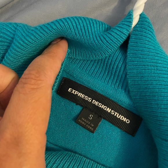 Express Short sleeve necked sweater - Picture 4 of 5